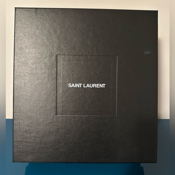 Saint Laurent Cassandra YSL Logo Sandal - Picture 11 of 11